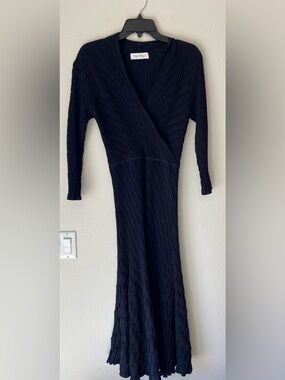 $1398 The Fold London Belluno Regency Midi Dress navy Textured Wrap V-Neck SZ 4